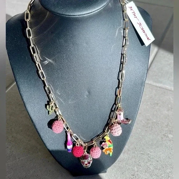 Betsey Johnson COWGIRL CHARM NECKLACE PINK NWT - Picture 4 of 5